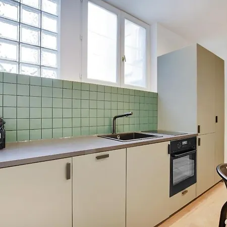 Place D'italie Modern & Renovated 3bd For 10guests *